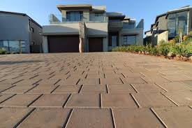 Best Asphalt Driveway Installation  in Buffalo, NY